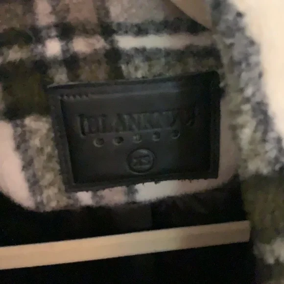 BLANKNYC Flannel Shacket - Size XS - Picture 4 of 4